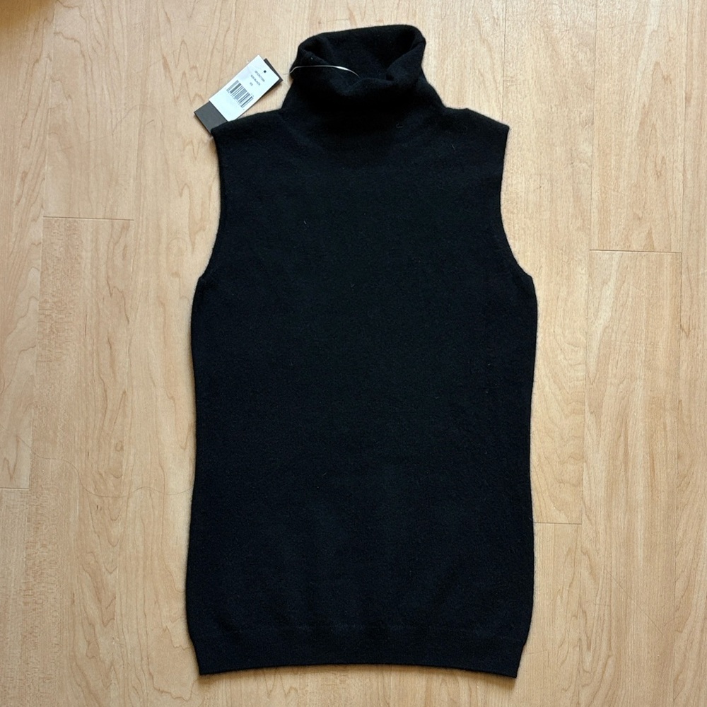 Saks Fifth Avenue Cashmere Sleeveless Black Turtleneck Sweater